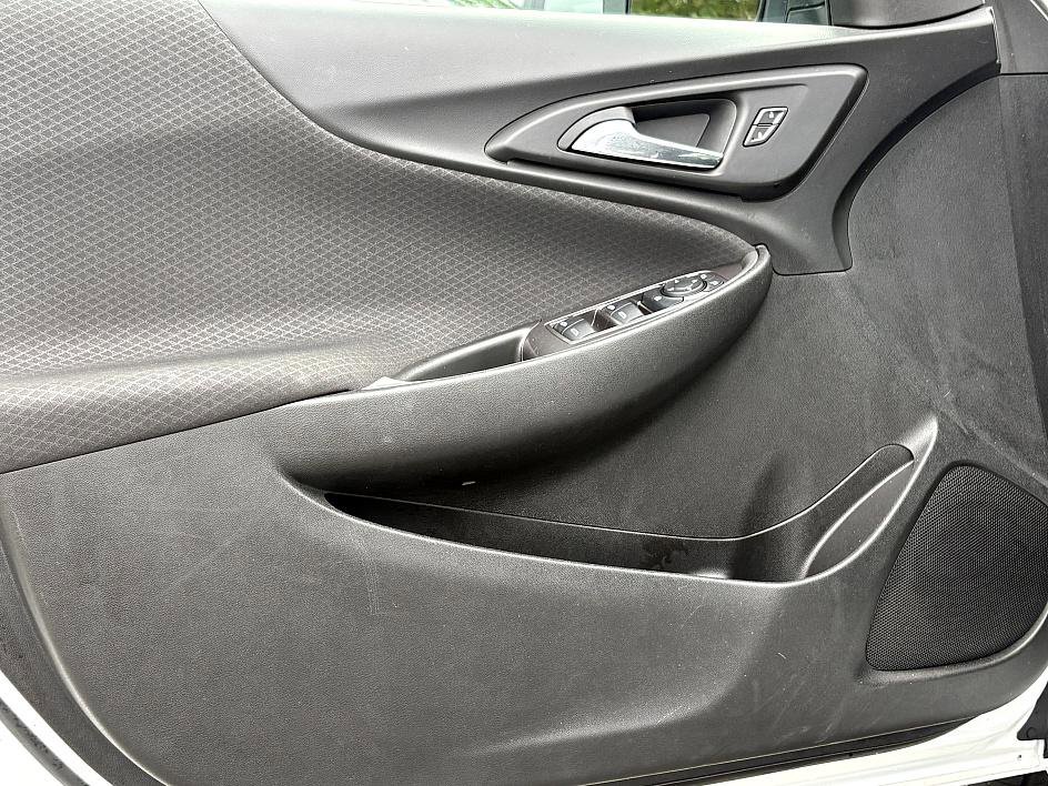 2020 Chevrolet Malibu photo 16