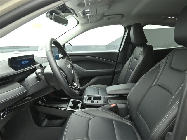 2025 FORD MUSTANG MACH-E - Image 9