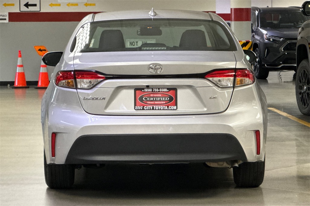 2024 Toyota Corolla LE photo 5