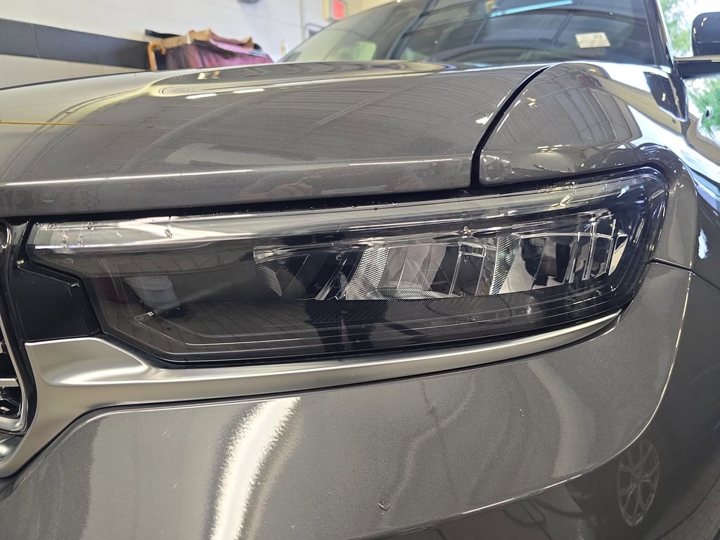 2024 Jeep Grand Cherokee Summit Reserve 4xe photo 31