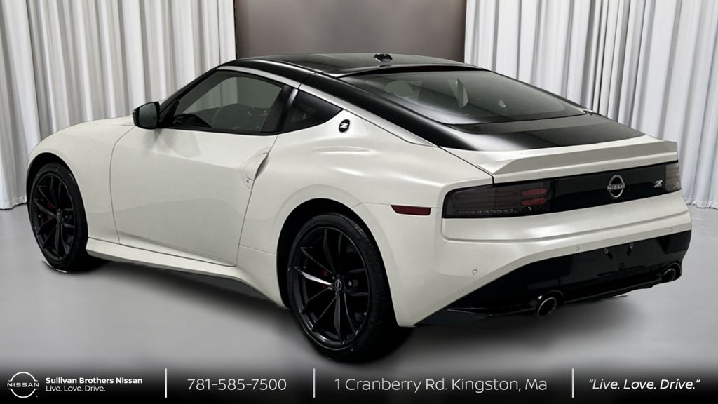 2025 Nissan Z Performance photo 6