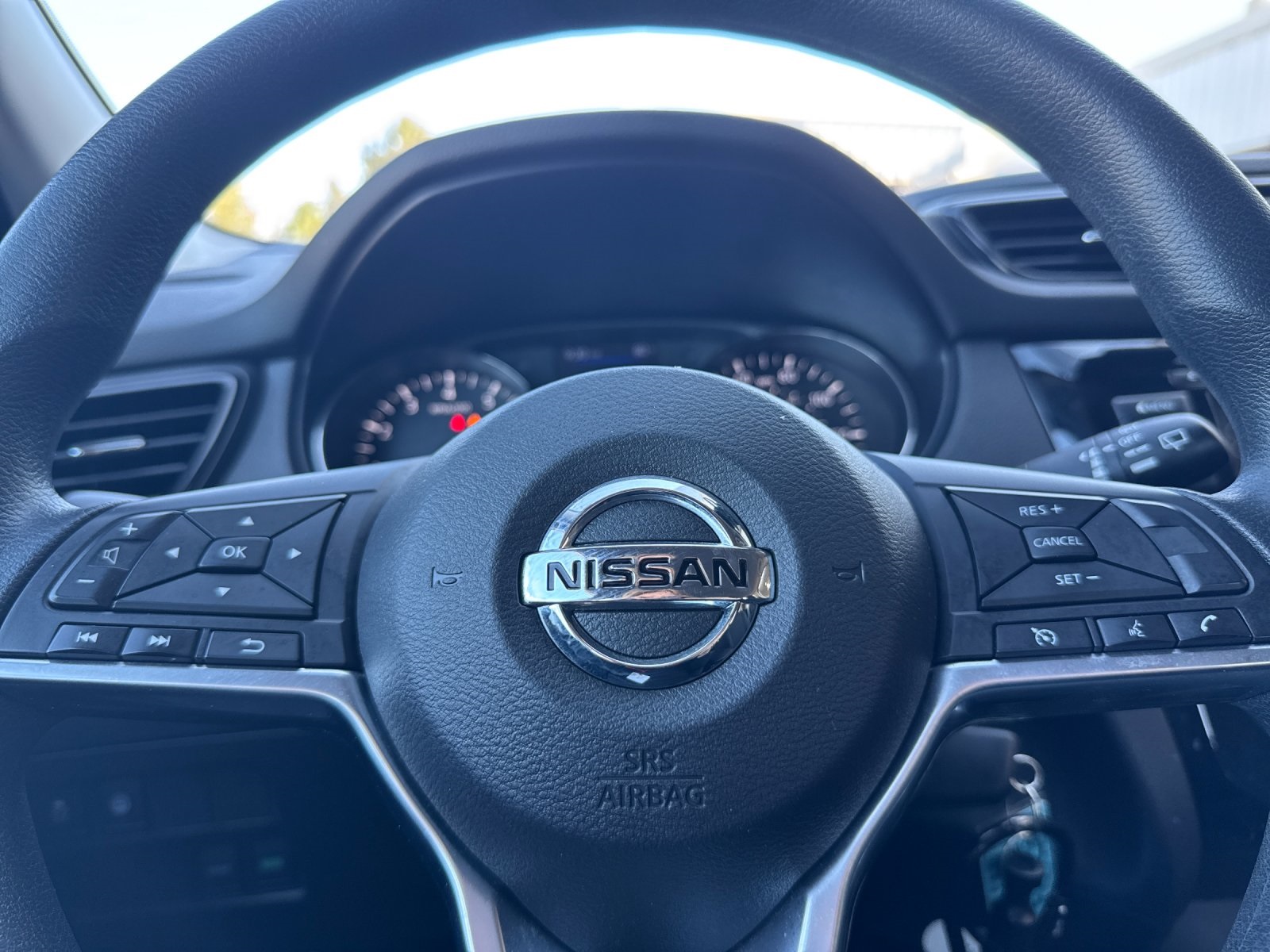 2022 Nissan Rogue Sport S photo 21