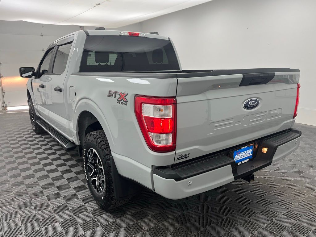2023 Ford F-150 XL photo 9