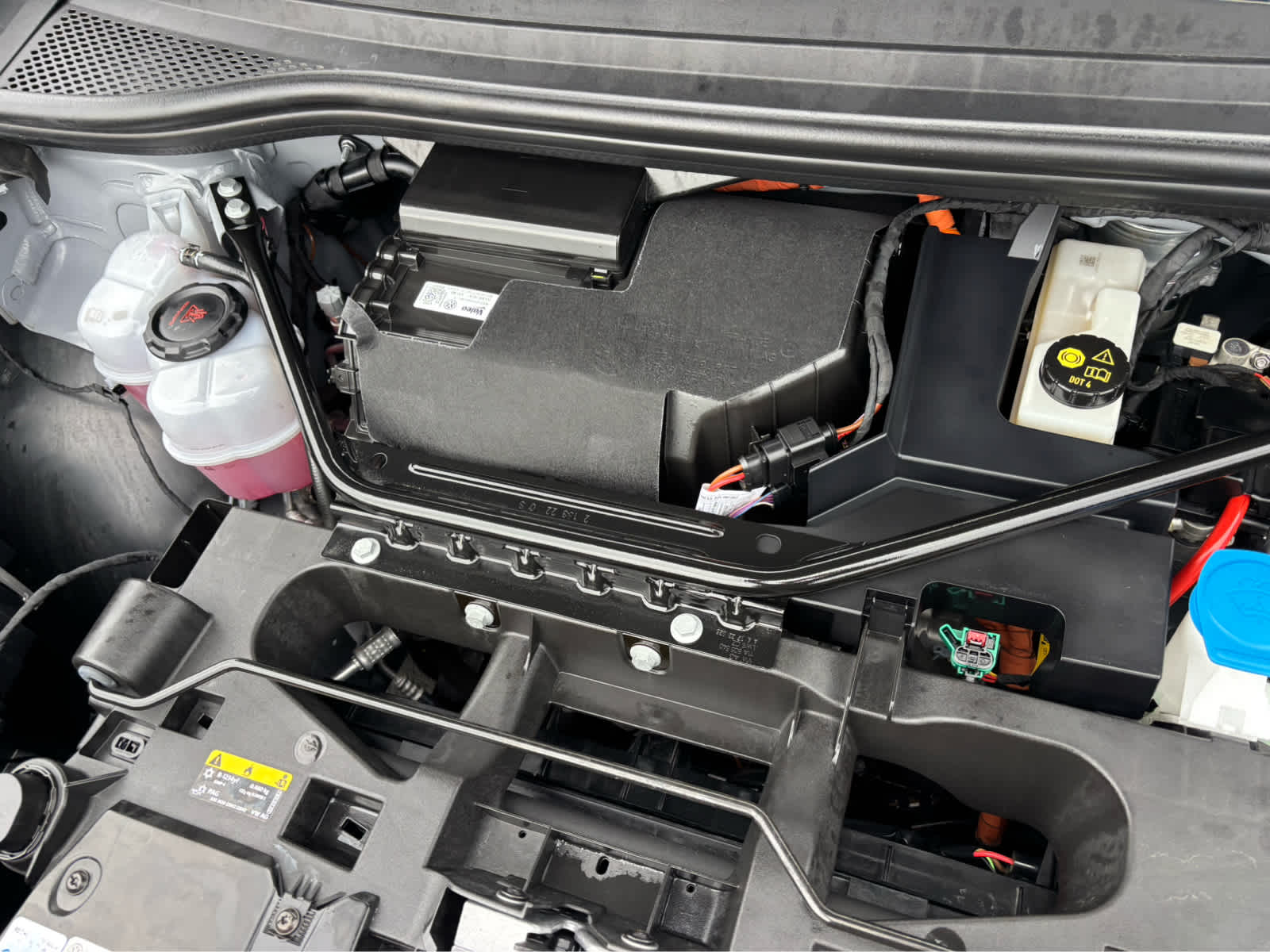 2022 Volkswagen ID.4 Pro photo 23
