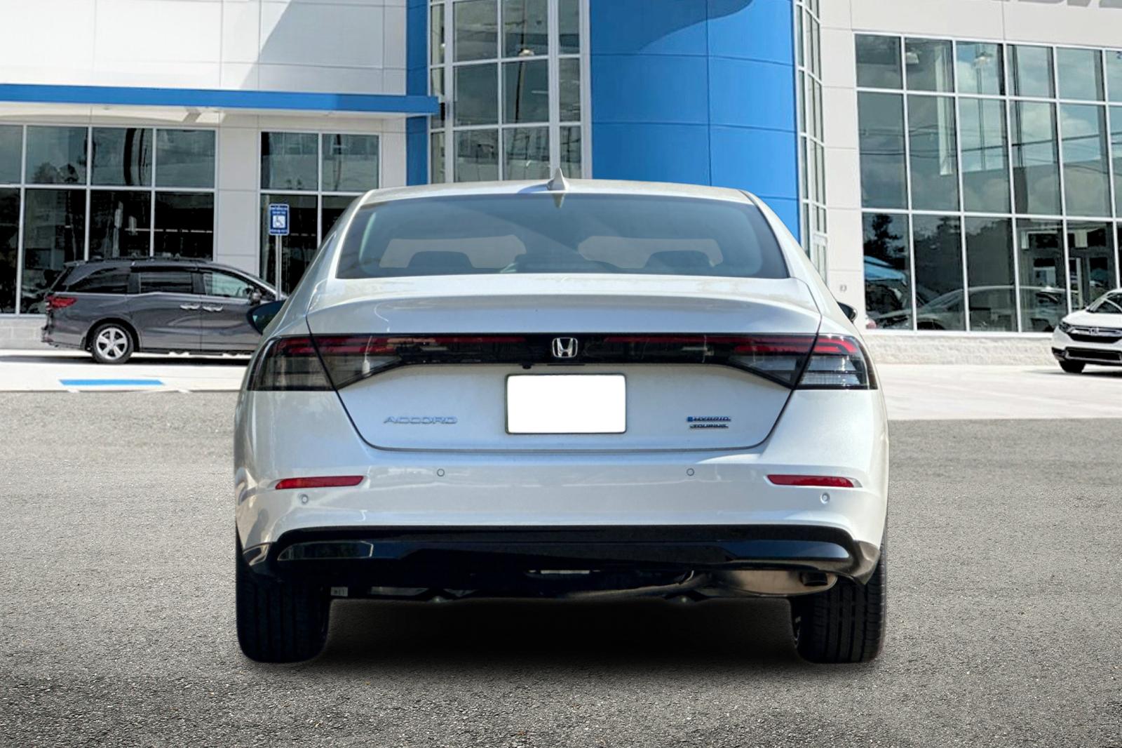 2025 Honda Accord Hybrid Touring photo 4