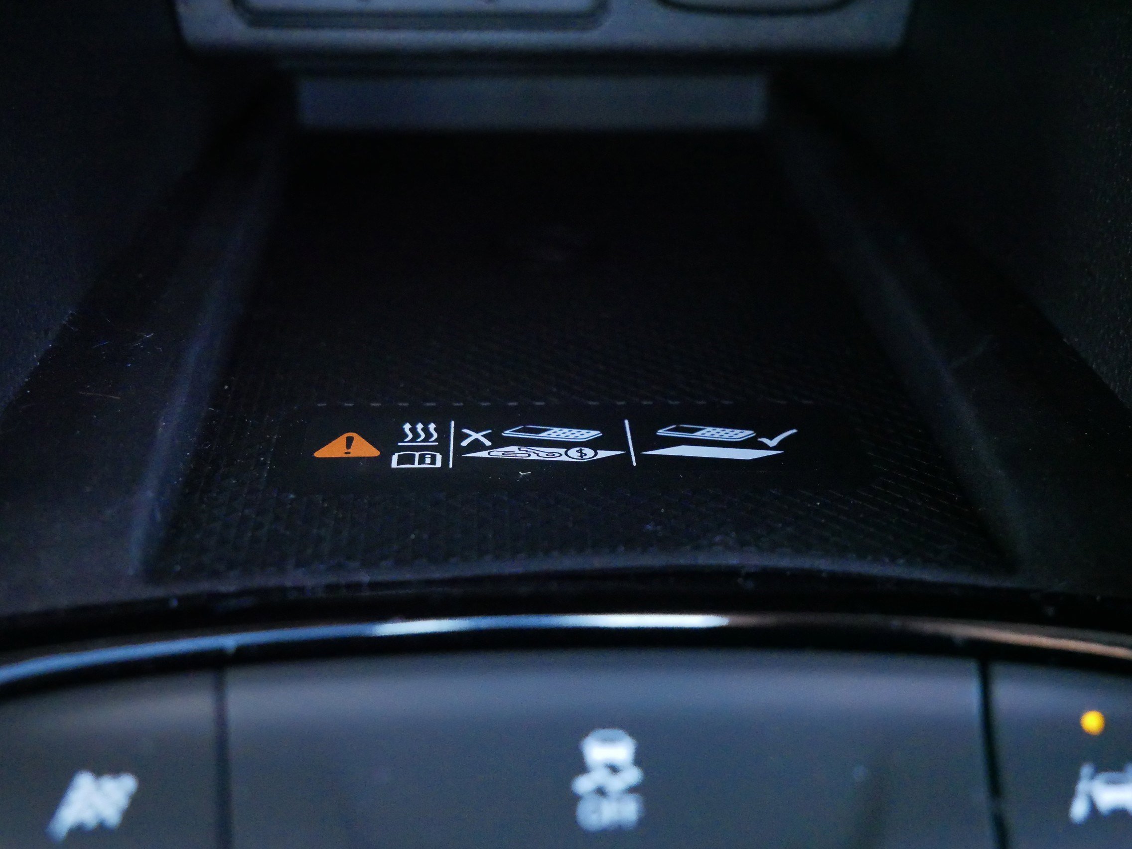2022 Chevrolet Bolt EUV photo 30