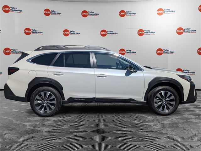 2023 Subaru Outback Limited photo 4