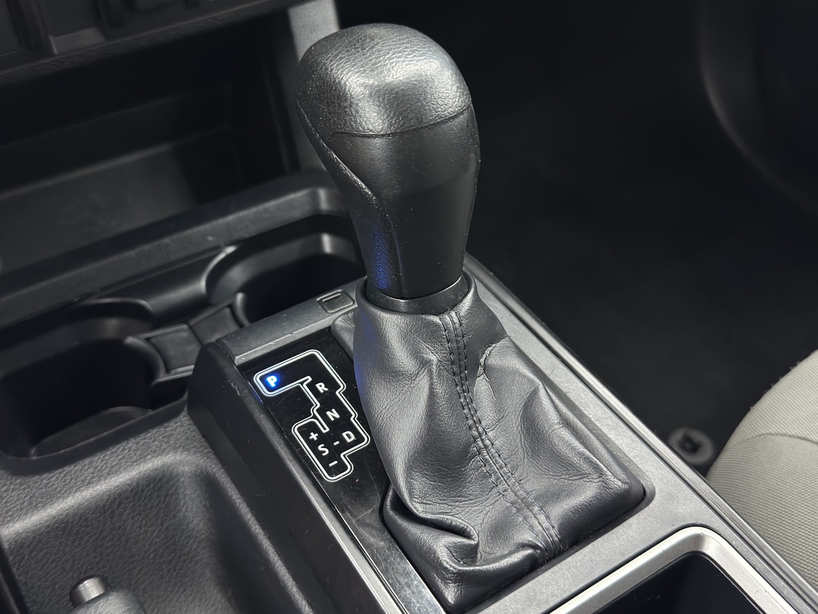 2020 Toyota Tacoma SR Access Cab photo 28
