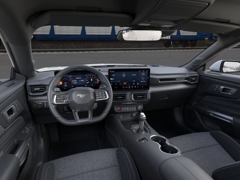 2025 Ford Mustang EcoBoost photo 7