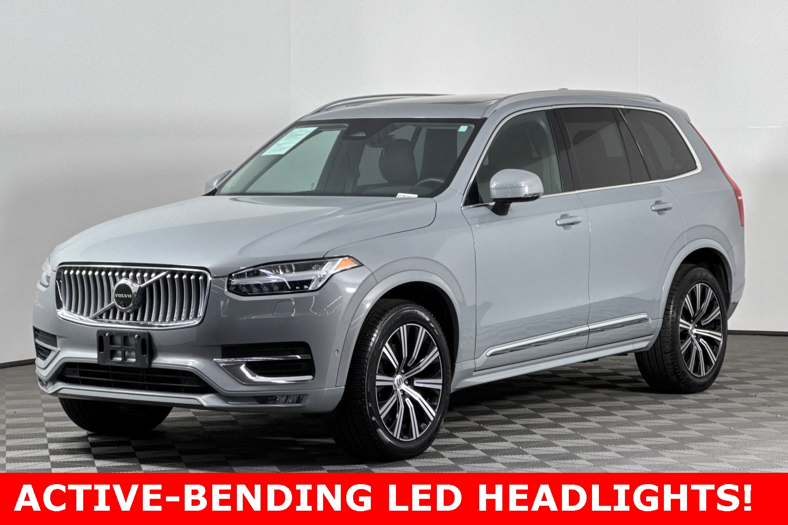 2024 Volvo XC90 Plus photo 8