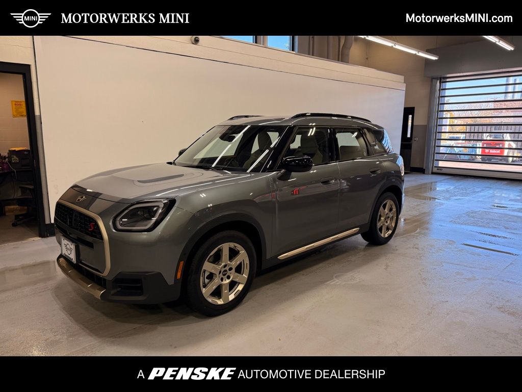 2025 MINI Countryman S's photo