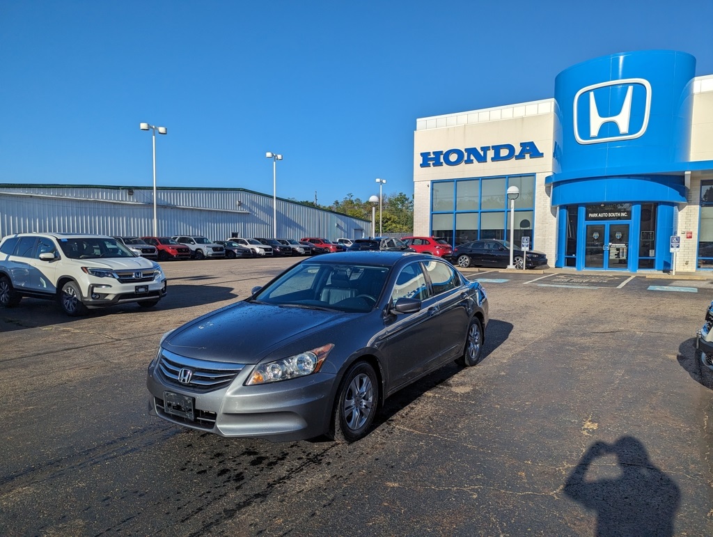 2012 Honda Accord SE photo 2