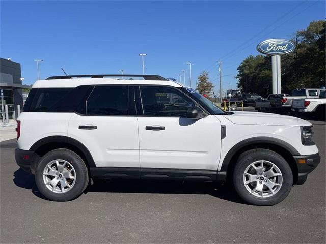 2021 Ford Bronco Sport Base photo 2