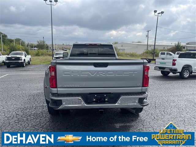 2026 Chevrolet Silverado 3500HD LT photo 7