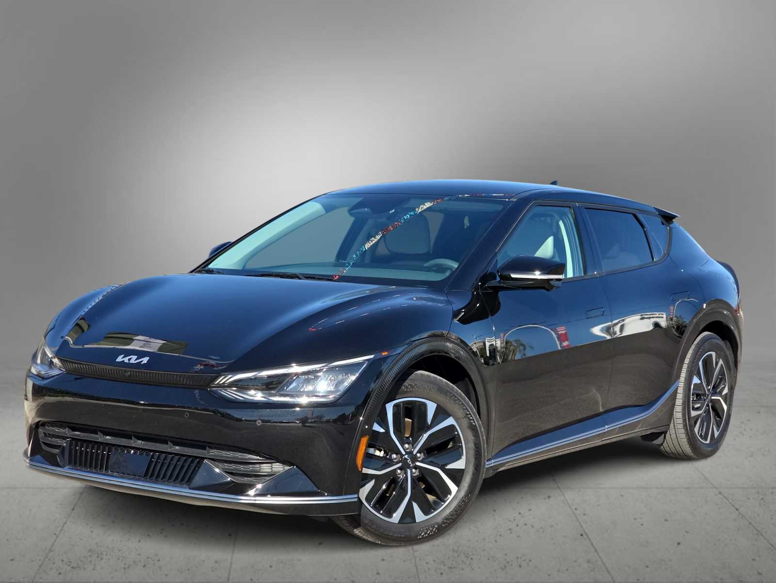 2023 Kia EV6 Wind's photo