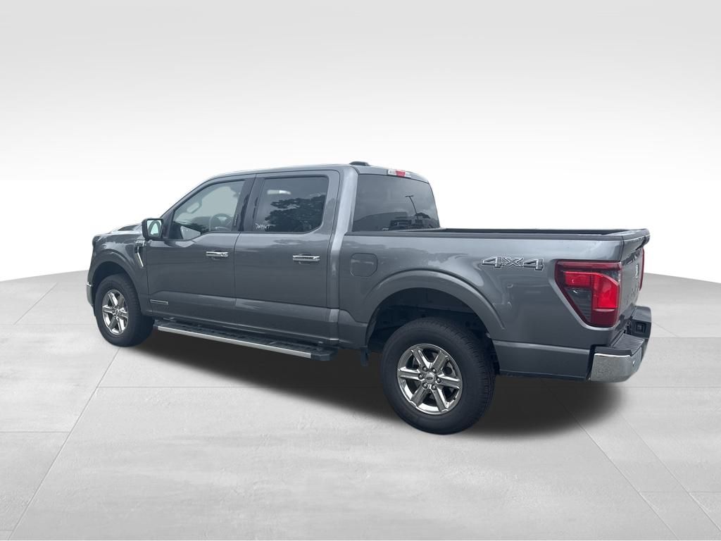 2024 Ford F-150 XLT photo 3