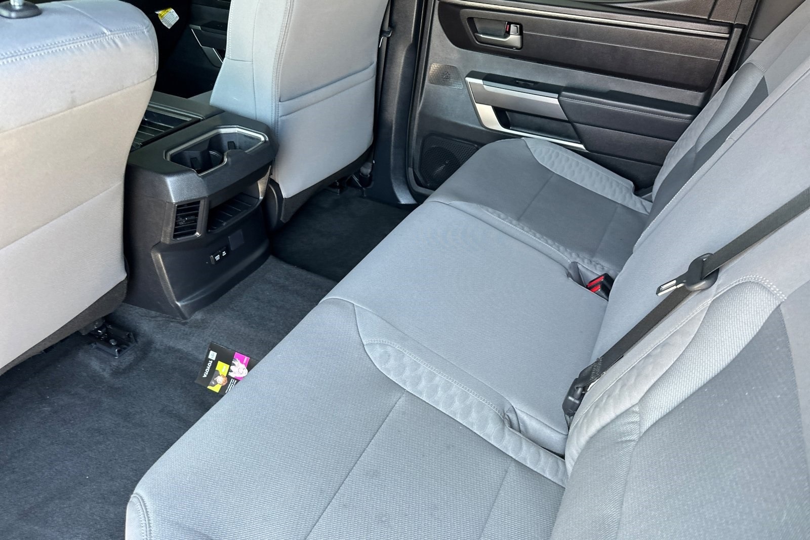 2025 Toyota Tundra SR5 photo 8