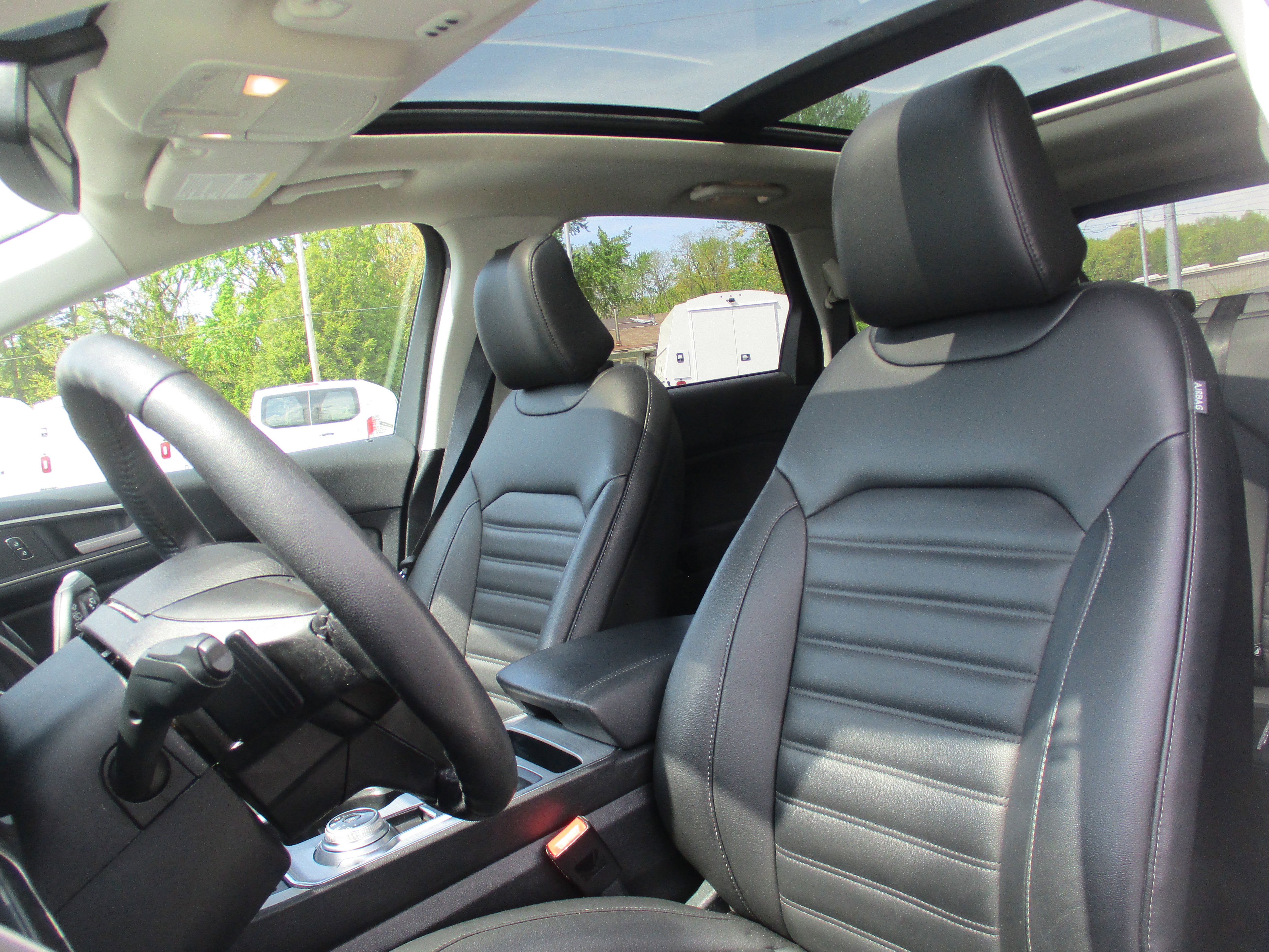 2022 Ford Edge SEL photo 43
