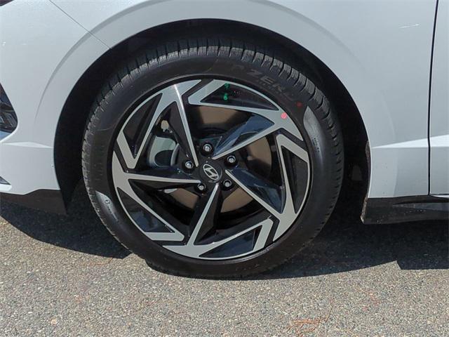 2025 Hyundai Sonata SEL Convenience photo 9