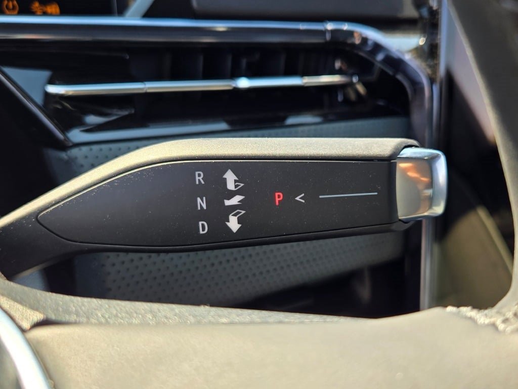 2026 Gmc Sierra EV AT4 photo 26