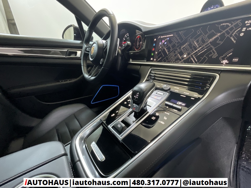 2022 Porsche Panamera Platinum photo 26