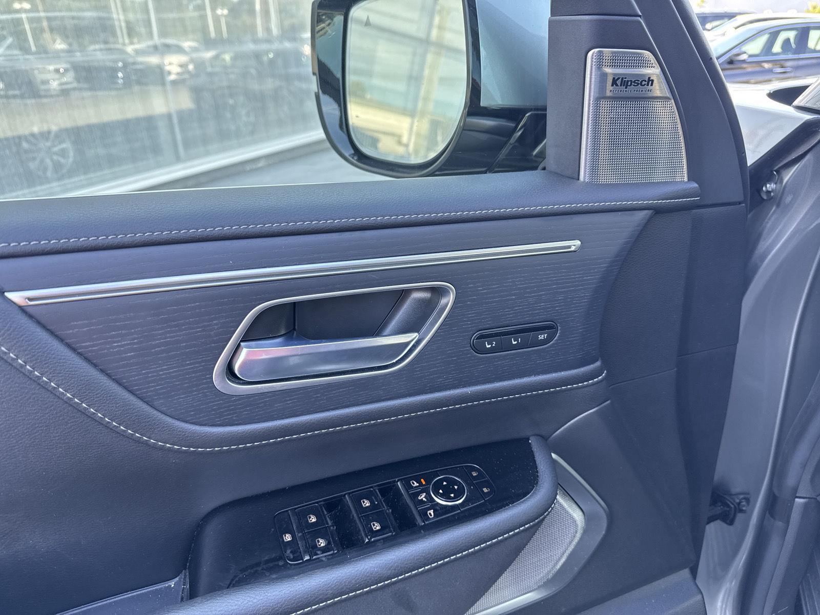 2025 Infiniti QX80 Sensory photo 15