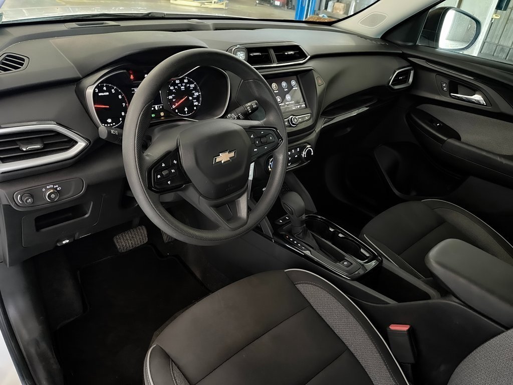 2022 Chevrolet Trailblazer LS photo 8