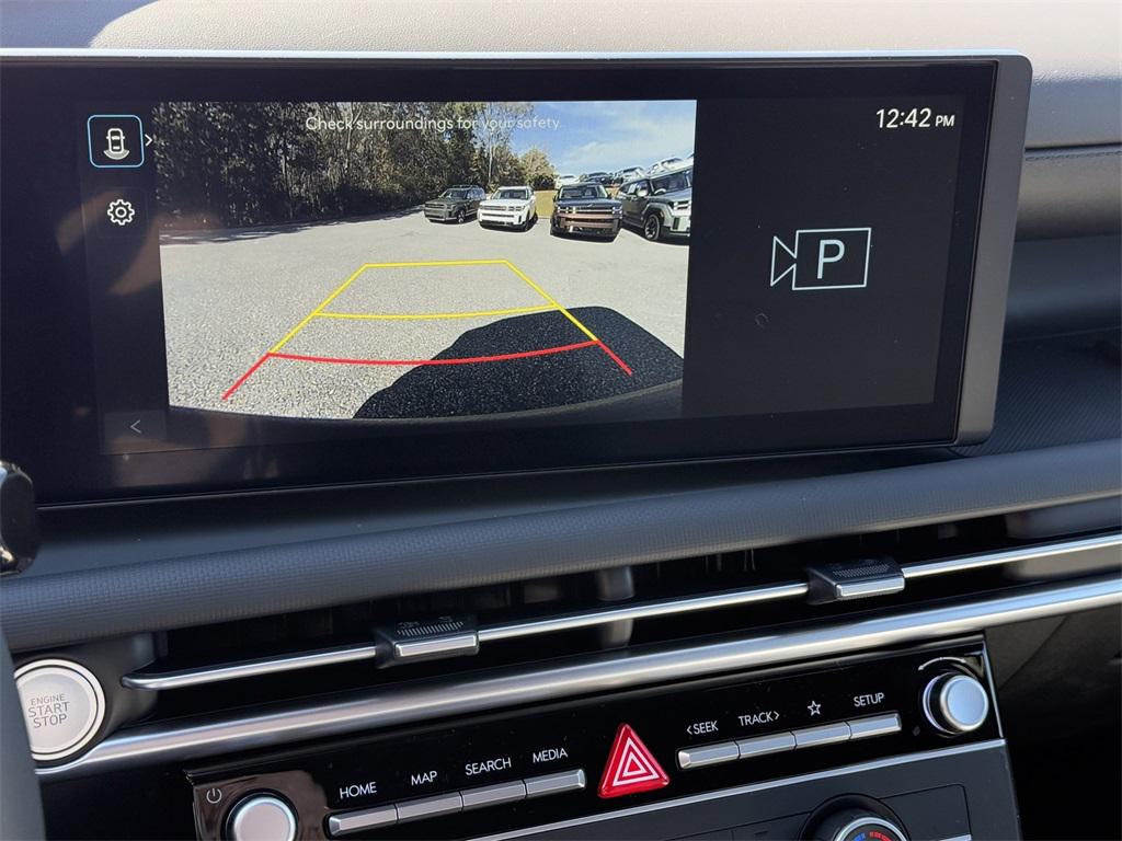 2025 Hyundai Santa Cruz SE photo 21