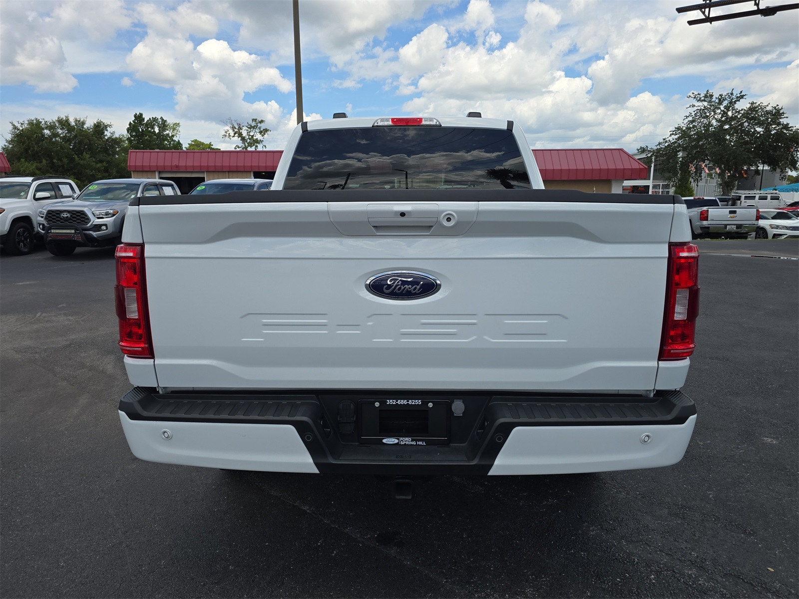 2023 Ford F-150 XLT photo 4