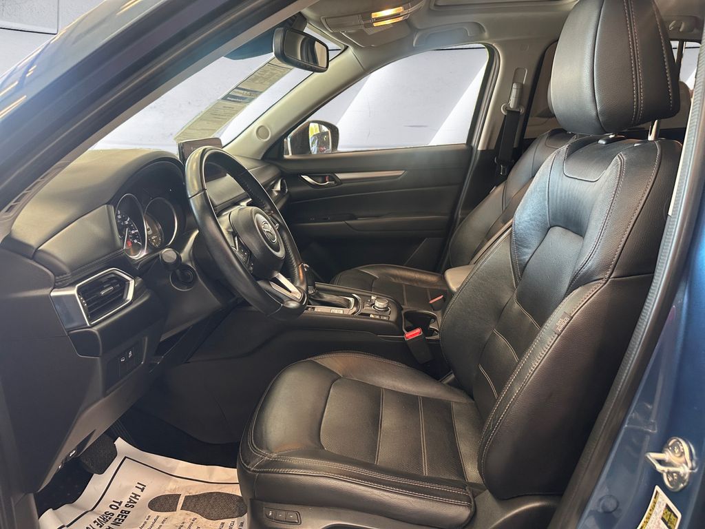 2023 Mazda CX-5 2.5 S Preferred photo 7