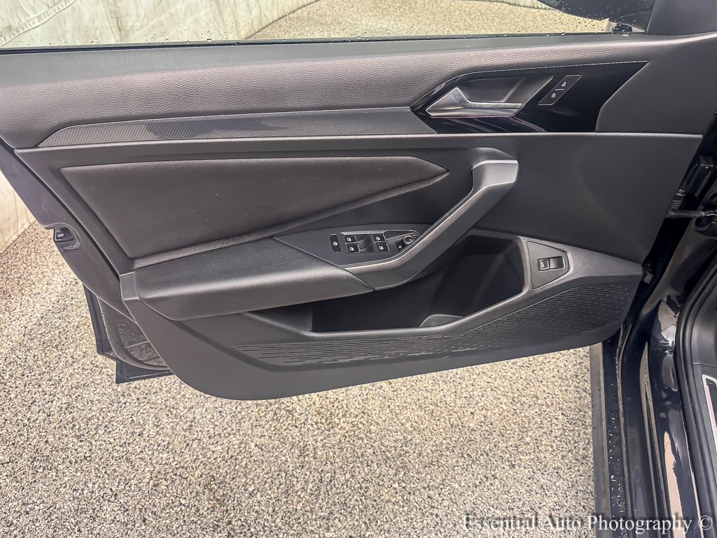 2021 VOLKSWAGEN JETTA GLI - Image 22