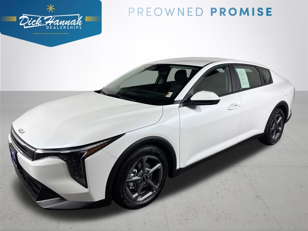 2025 Kia K4 LXS's photo