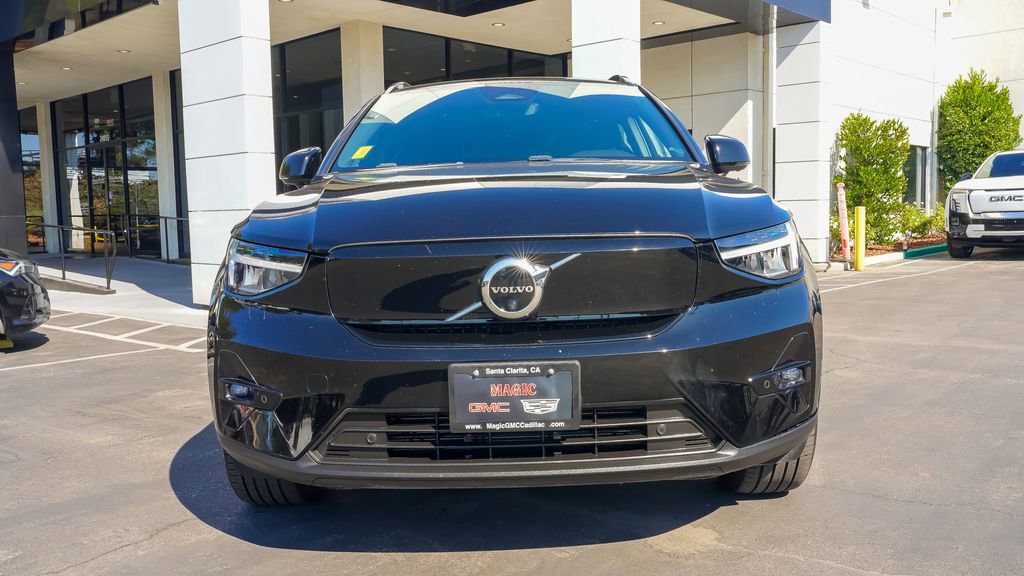 2023 Volvo XC40 Recharge Ultimate photo 4