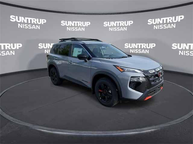 2025 Nissan Rogue SV photo 2
