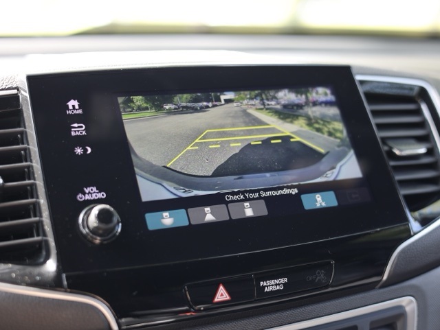 2022 Honda Passport TrailSport photo 16