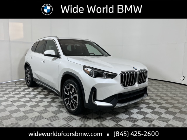 2026 BMW X1 28i's photo