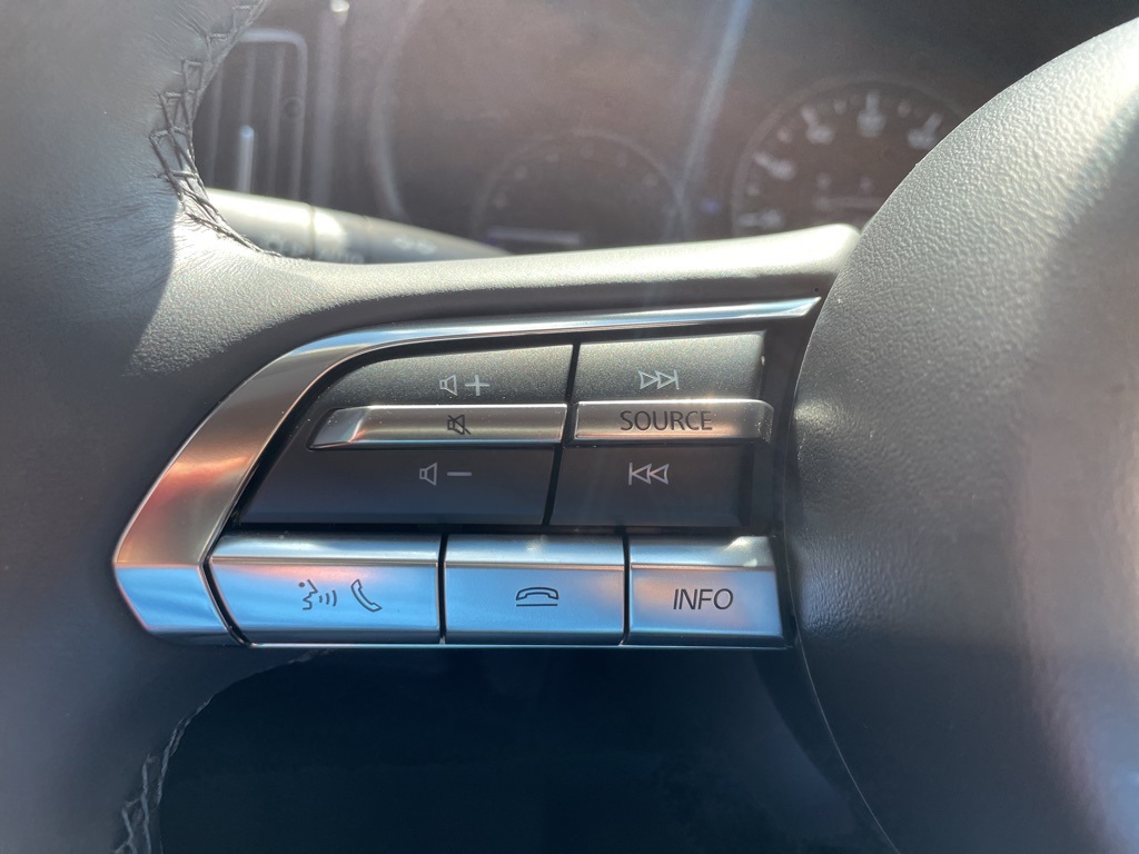 2025 Mazda CX-50 Premium photo 13