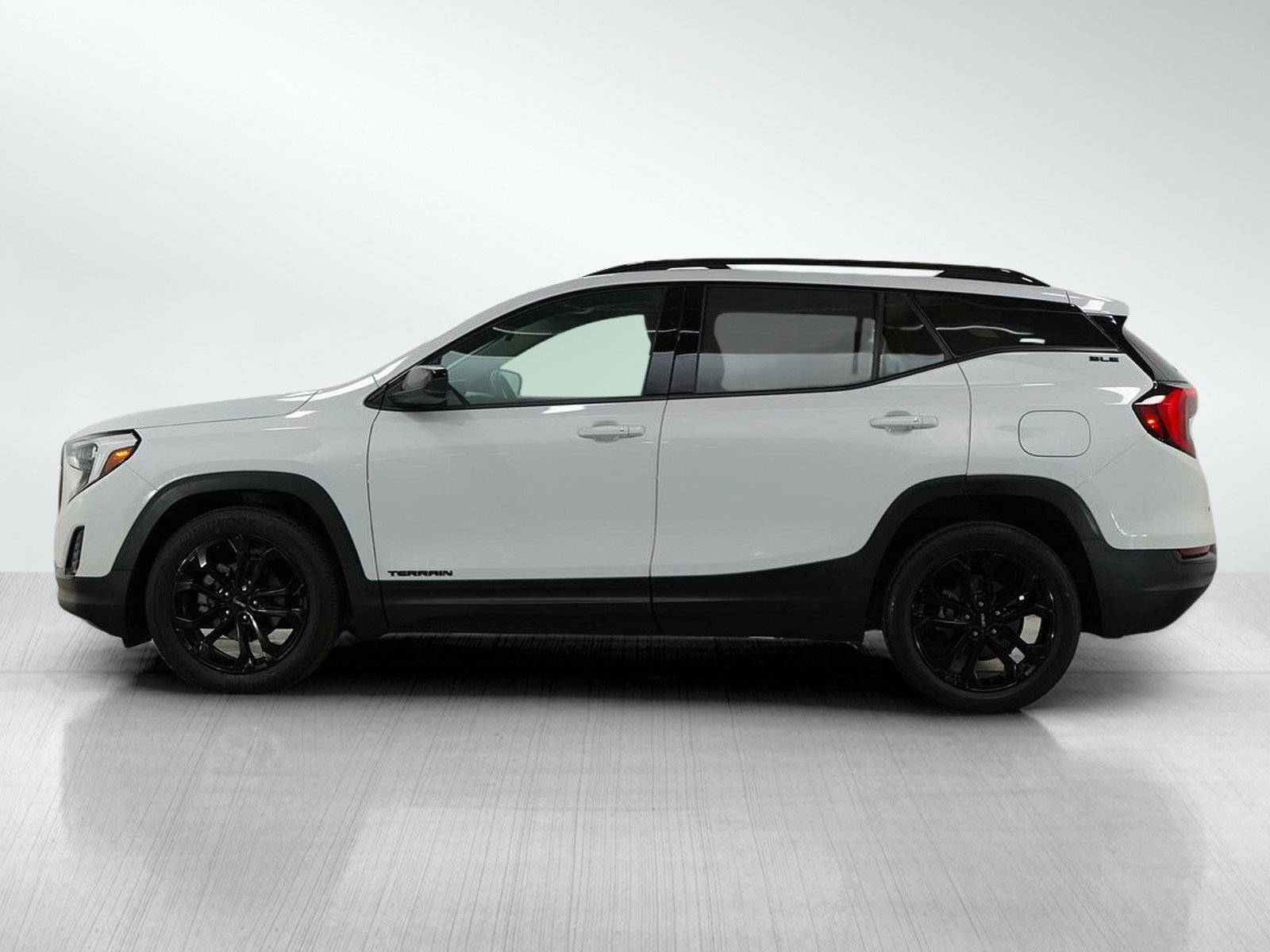 Used 2021 GMC Terrain SLE with VIN 3GKALMEV9ML340770 for sale in Bloomington, Minnesota