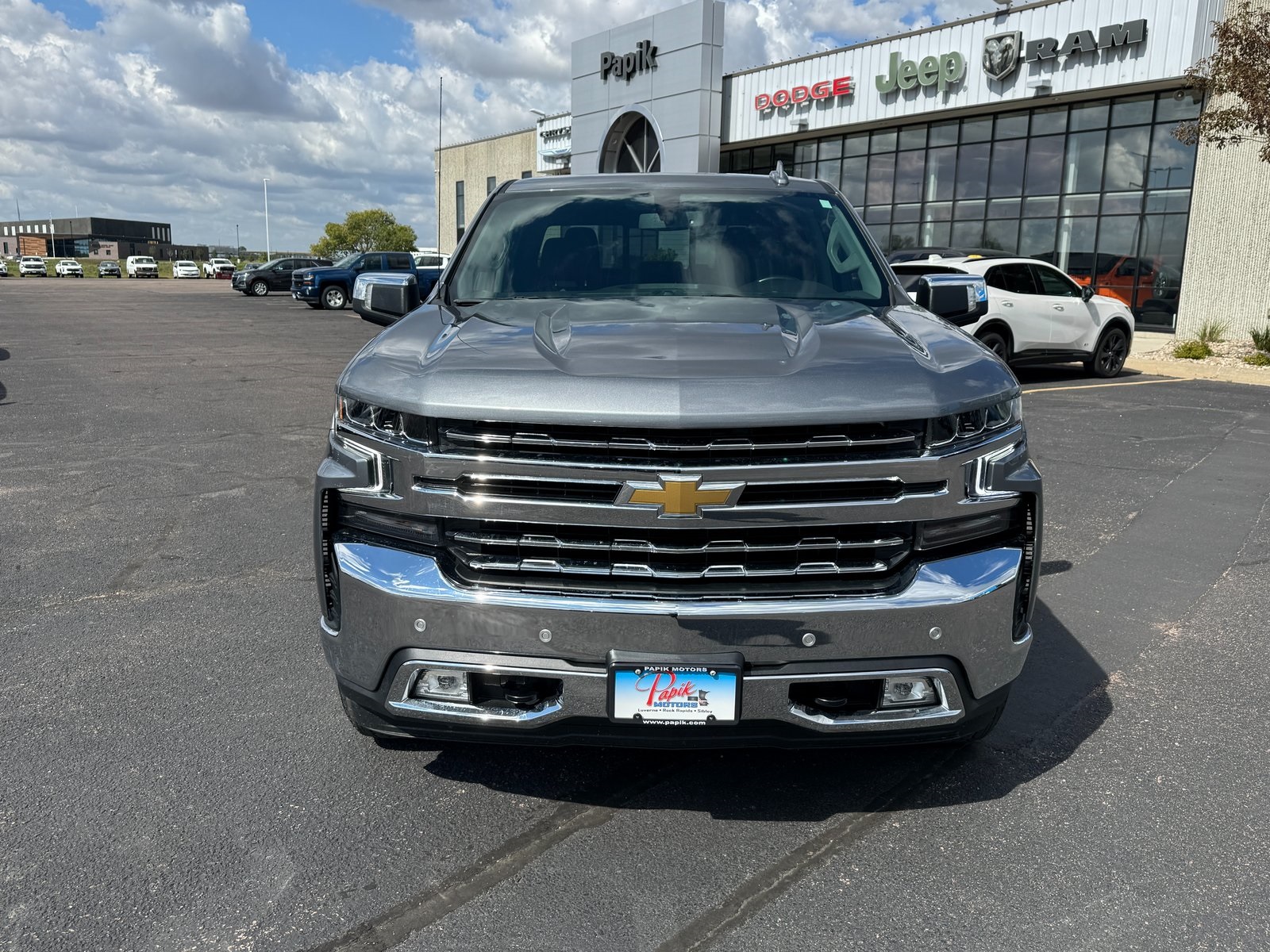 2021 Chevrolet Silverado 1500 LTZ photo 4