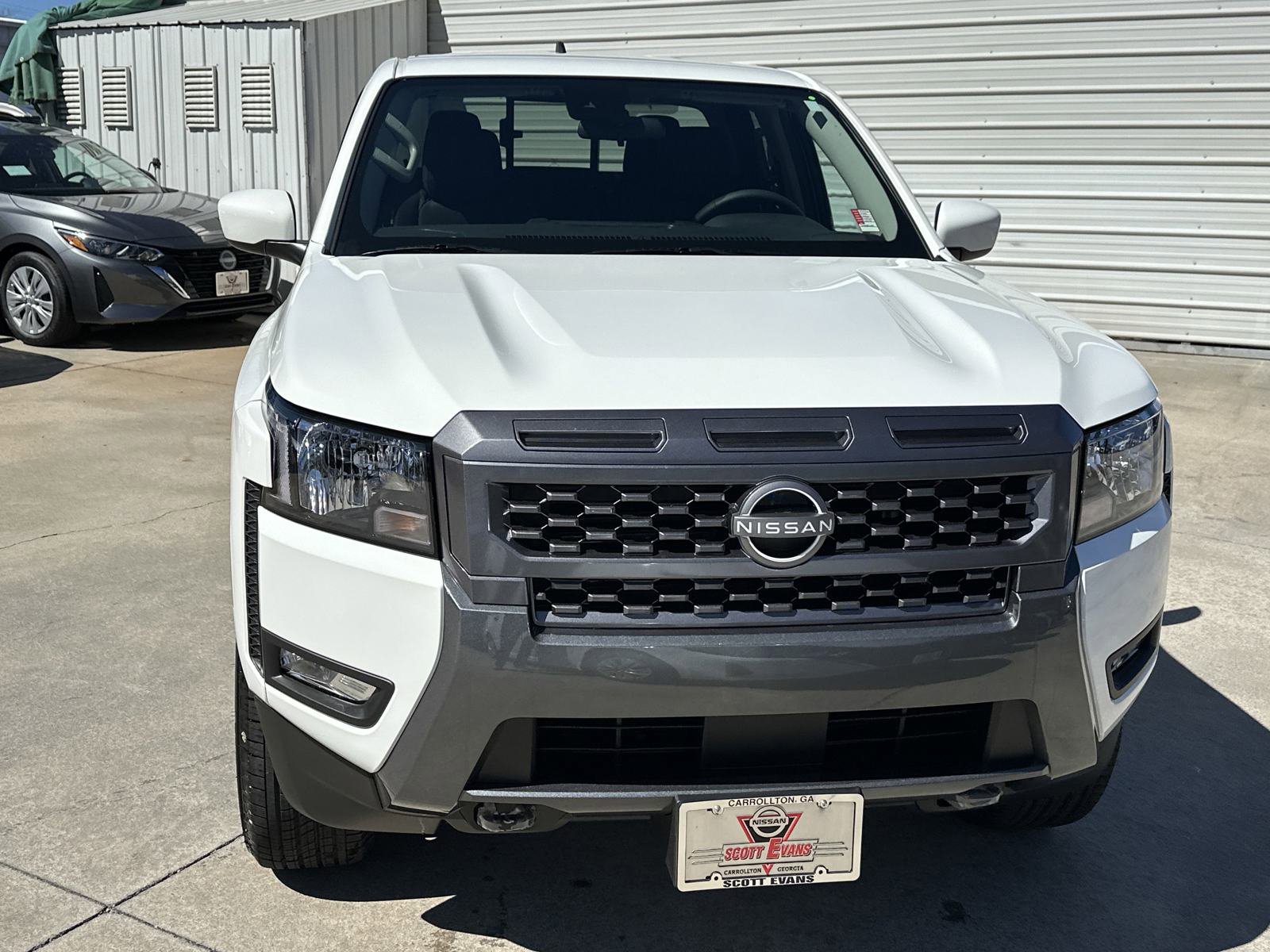 2025 Nissan Frontier SV photo 3