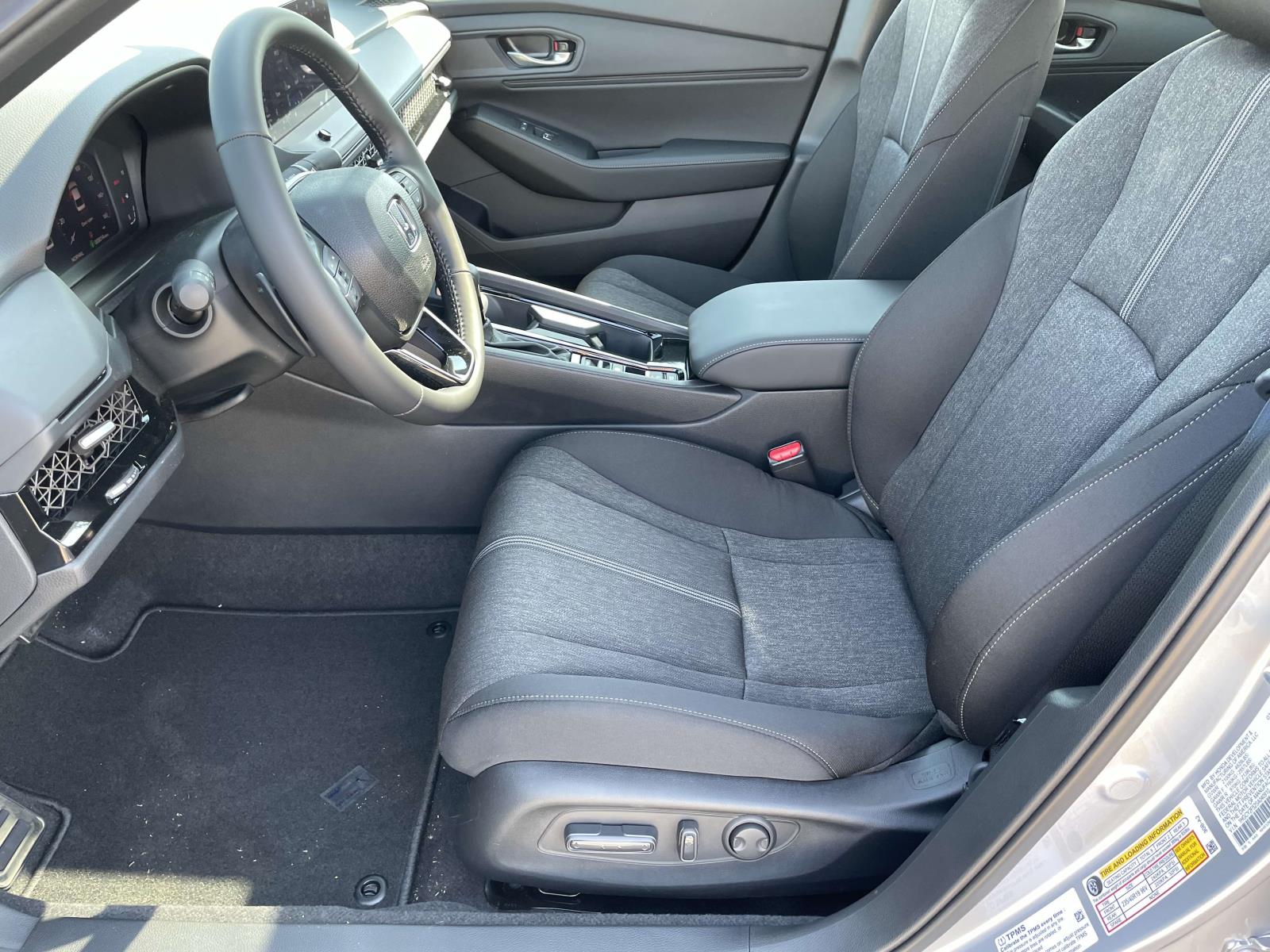 2025 Honda Accord Hybrid Sport photo 7