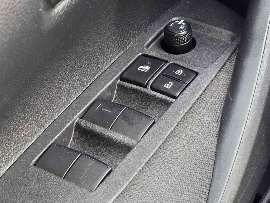 2023 Toyota Corolla LE photo 10
