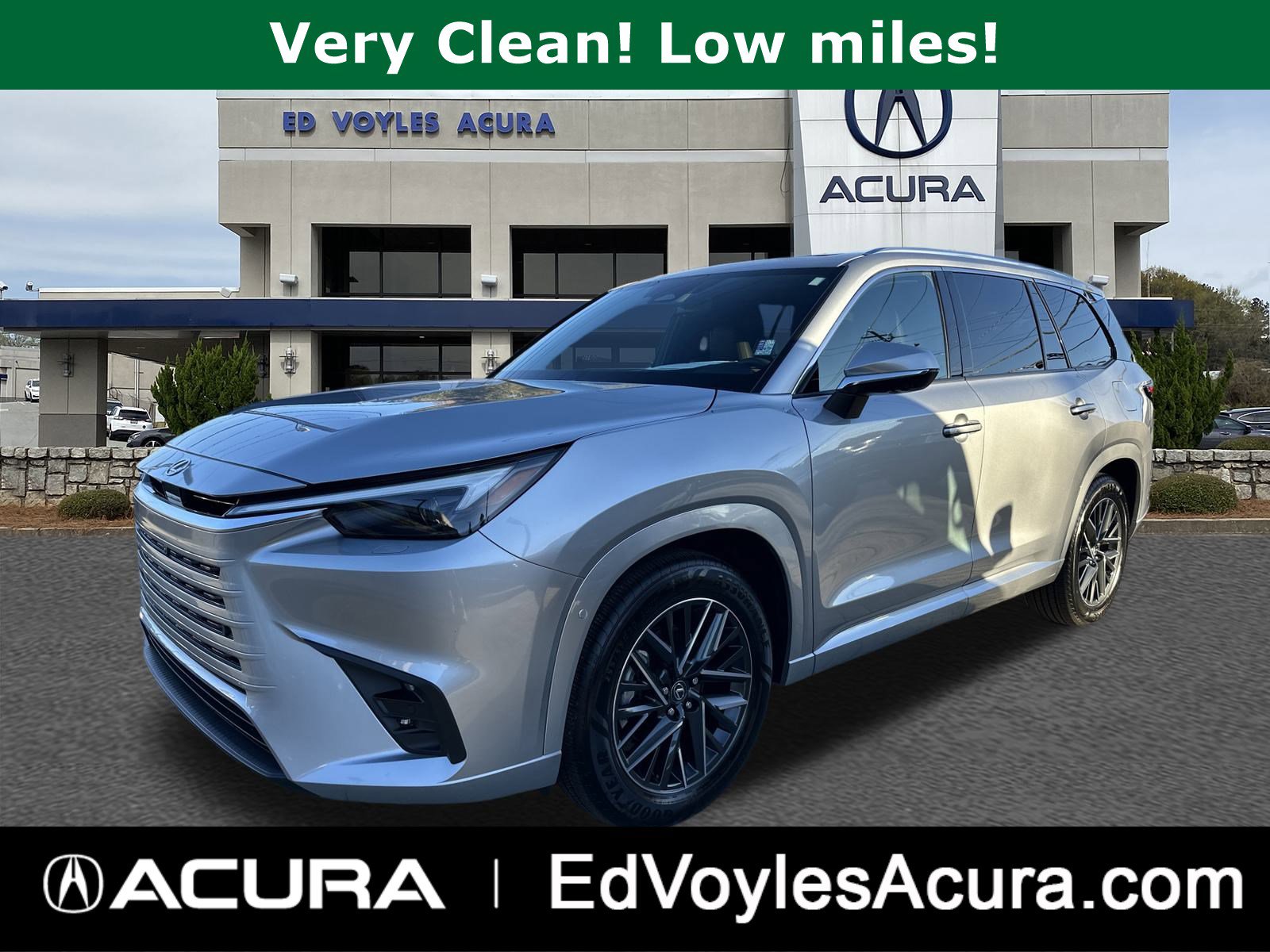 2025 Lexus TX Luxury's photo