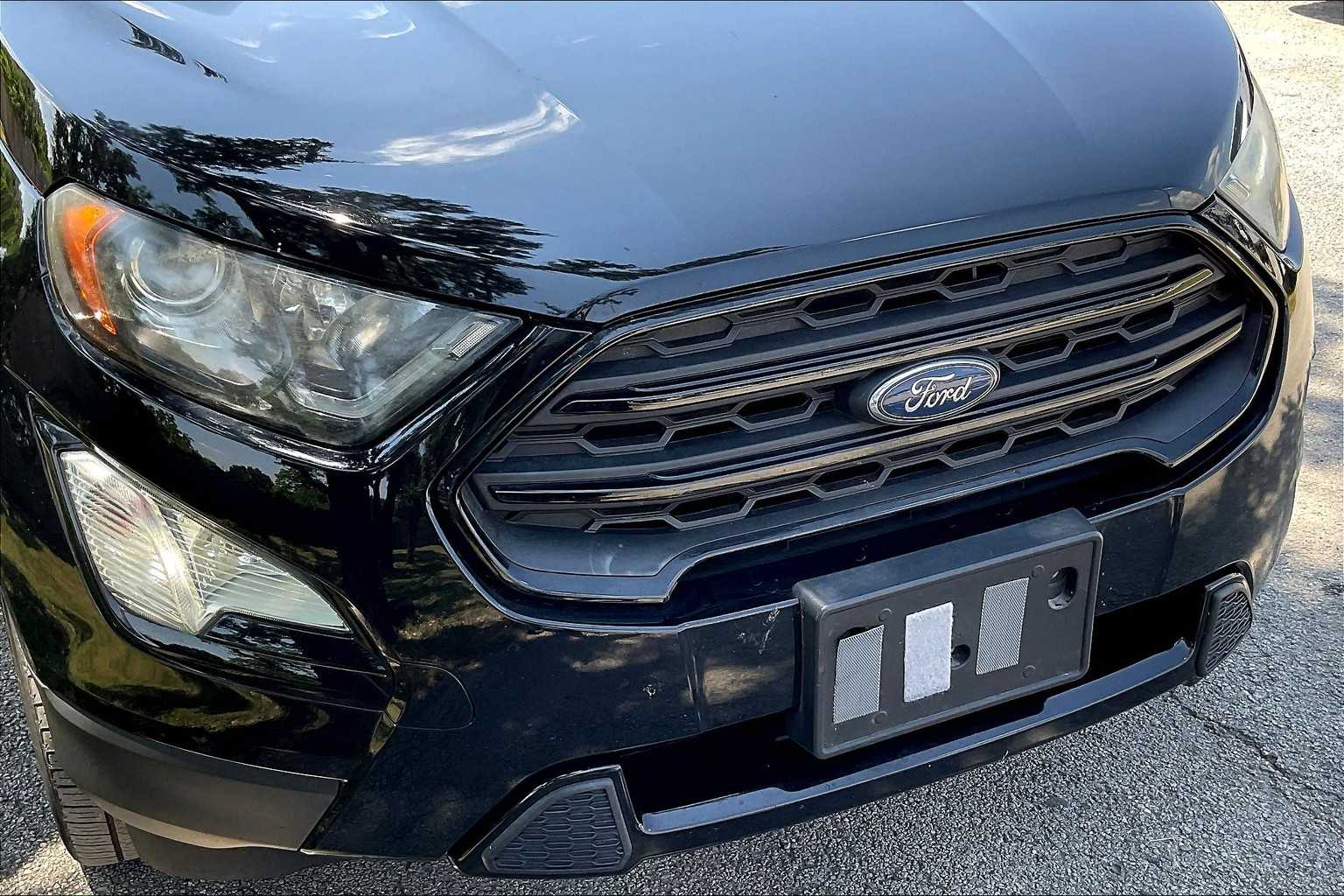 2020 Ford EcoSport SES photo 23