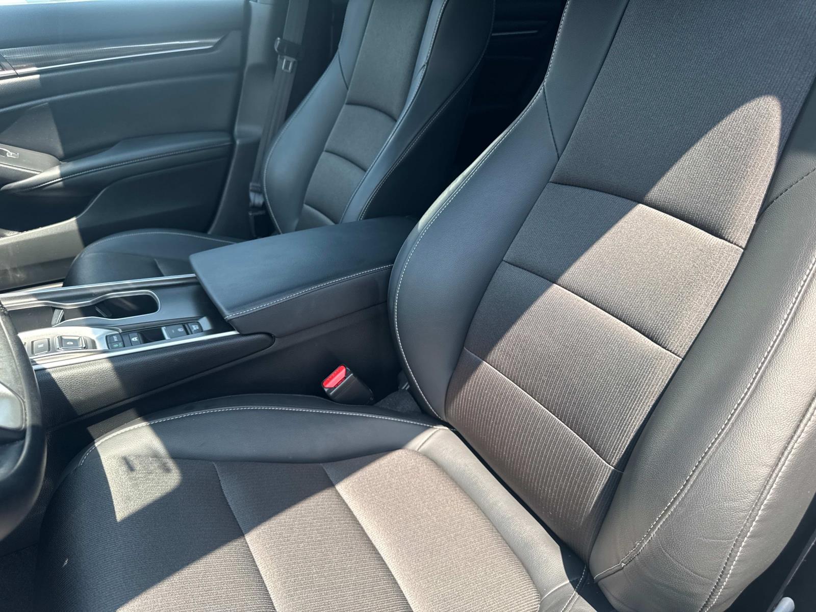 2022 Honda Accord Hybrid Sport photo 20