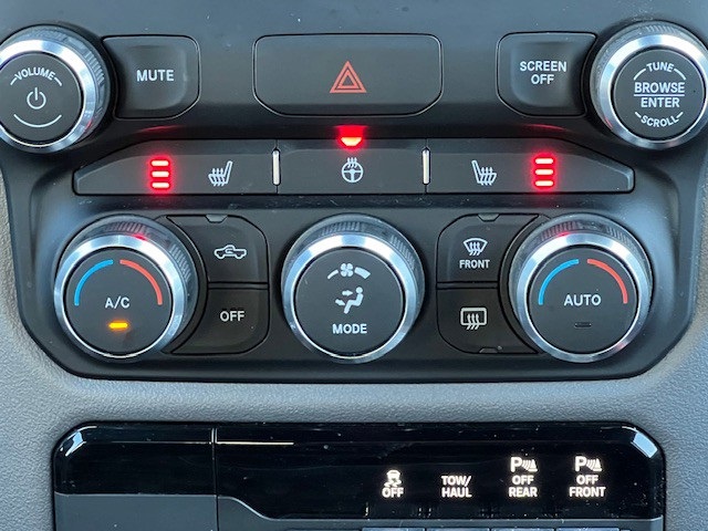 2022 Ram 1500 Rebel photo 22