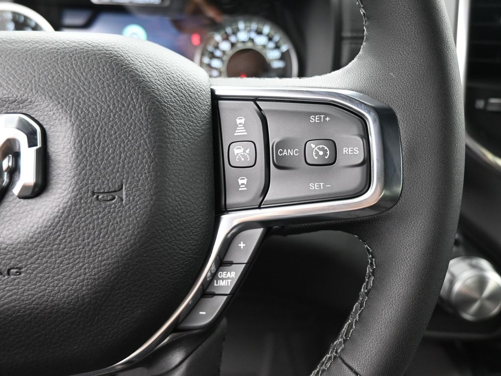 2025 Ram 1500 Laramie photo 2