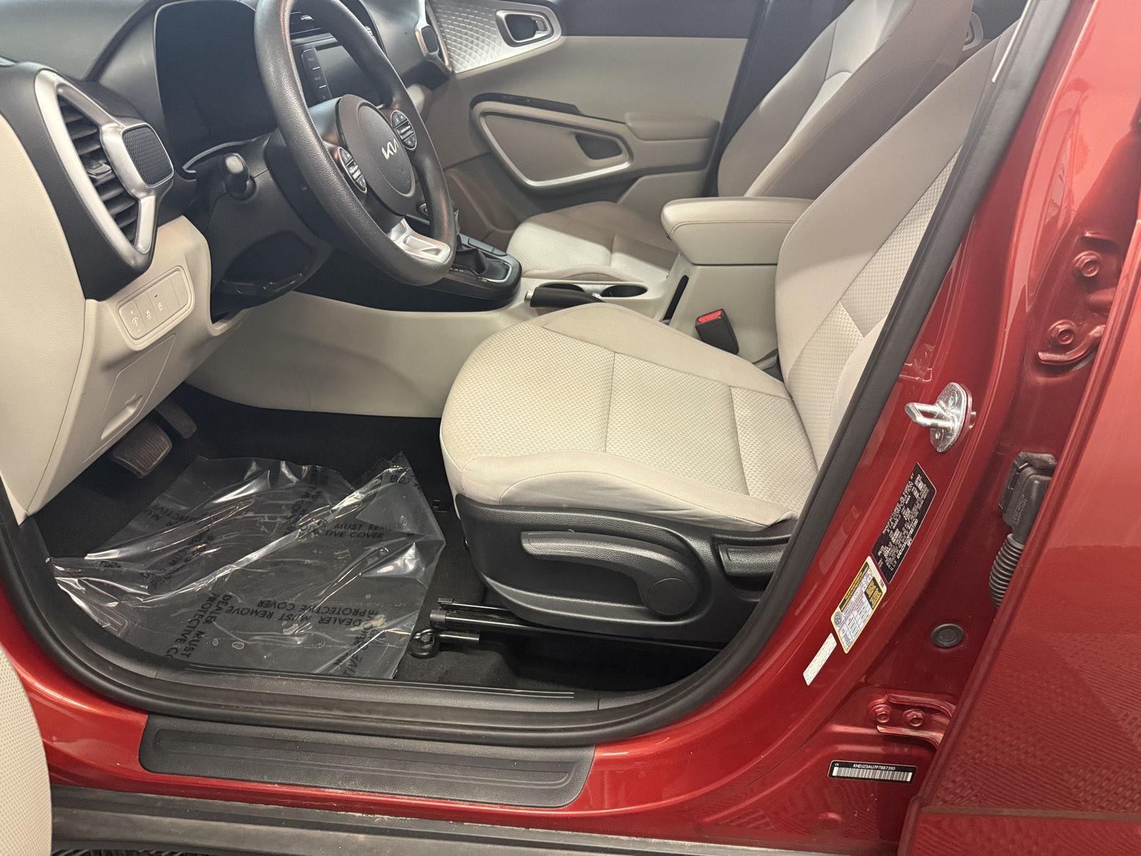 2023 Kia Soul LX photo 27