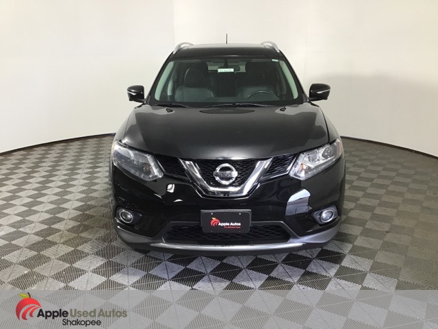 2015 Nissan Rogue SL photo 2