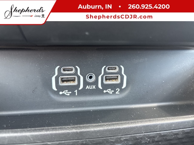2022 Ram 2500 Laramie photo 13